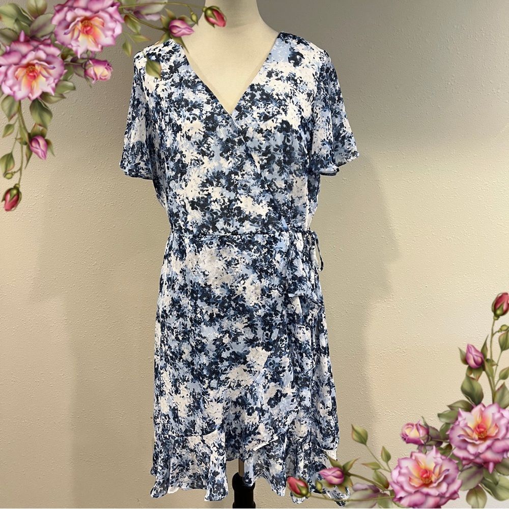 AGB Floral Blue fake Wrap short sleeve mini Dress size 14